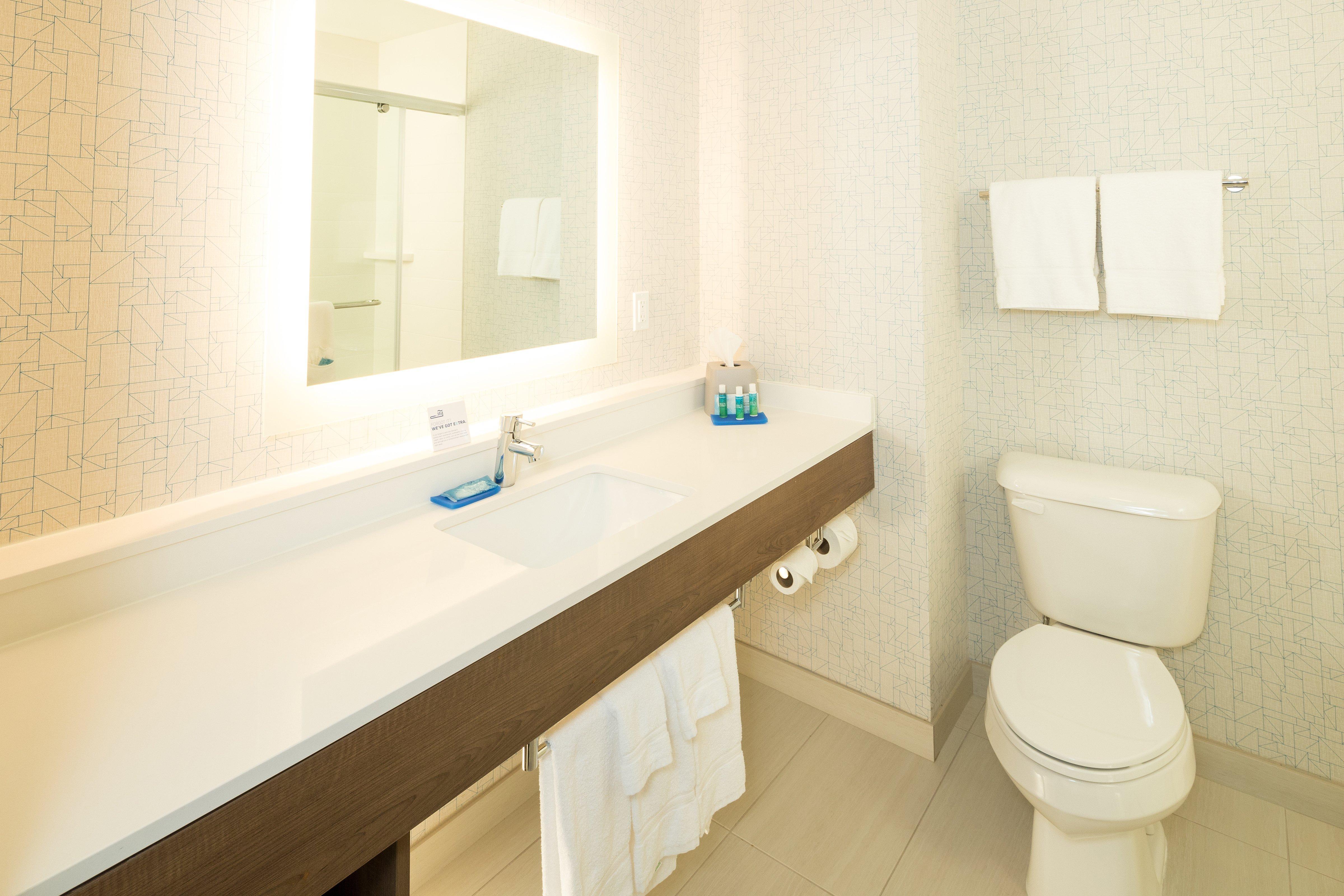 Holiday Inn Express Hotel & Suites Bay City By Ihg Exteriör bild