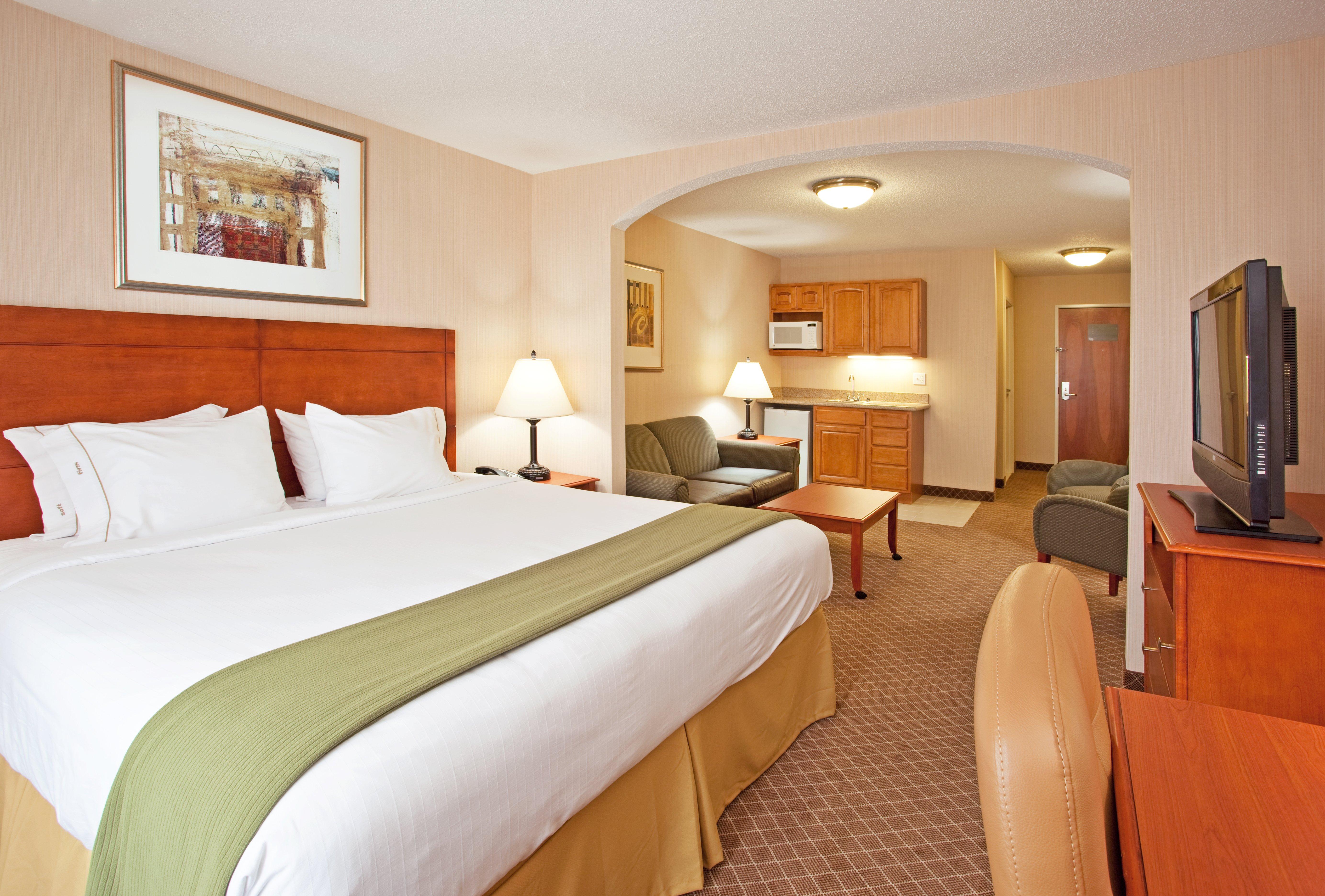 Holiday Inn Express Hotel & Suites Bay City By Ihg Exteriör bild