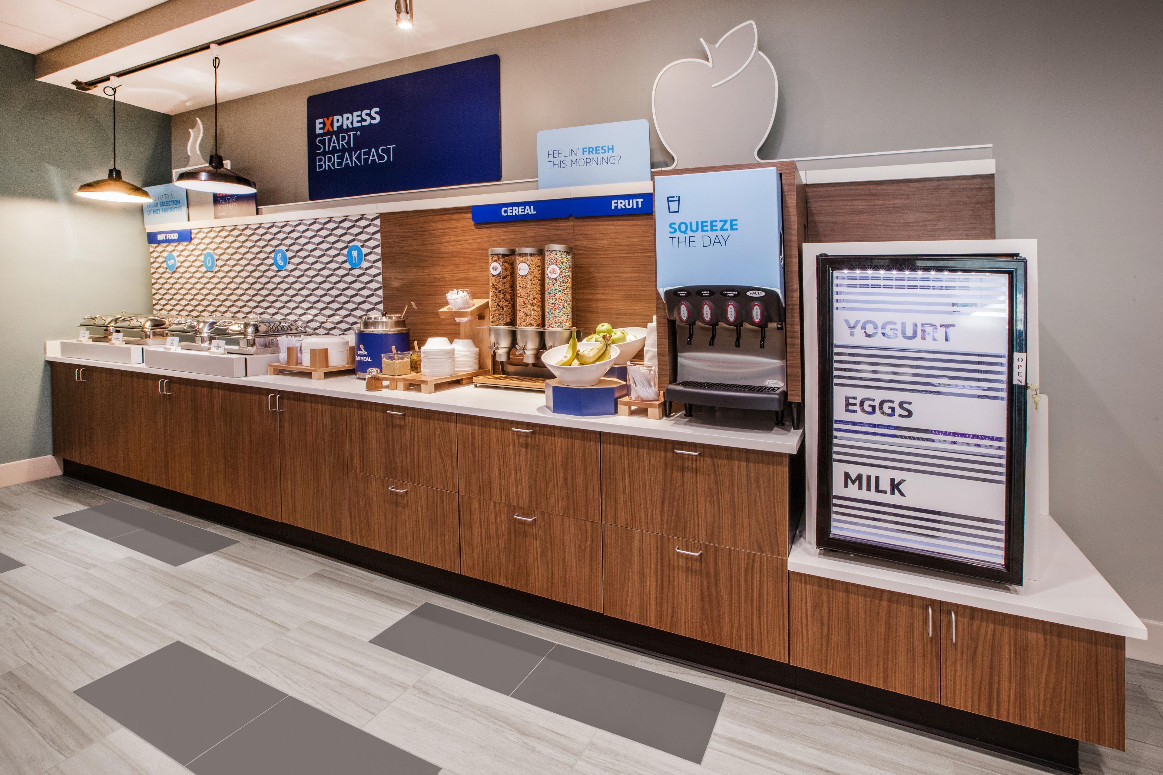 Holiday Inn Express Hotel & Suites Bay City By Ihg Exteriör bild