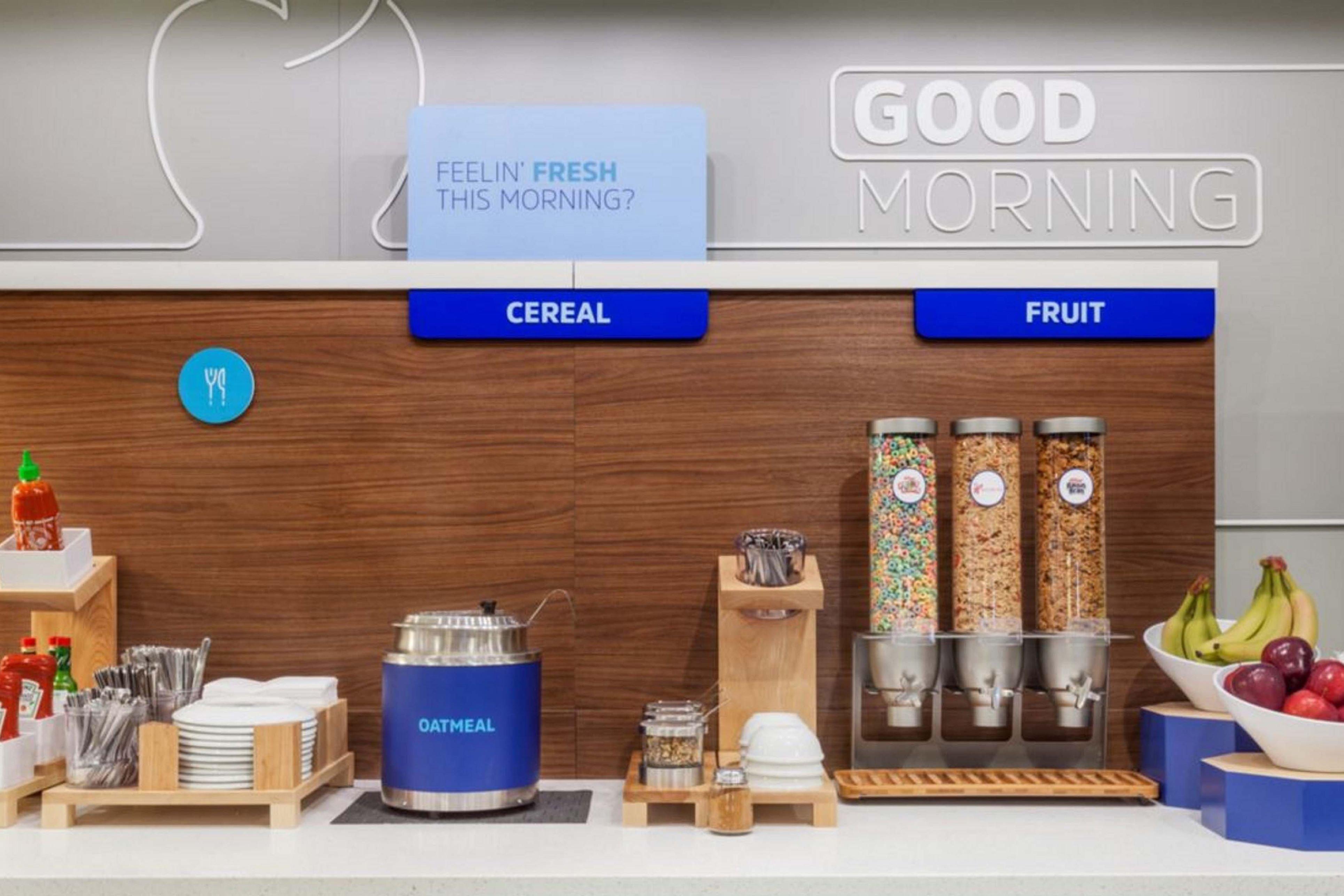 Holiday Inn Express Hotel & Suites Bay City By Ihg Exteriör bild